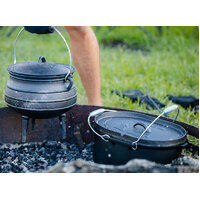 Campfire Cast Iron Oval Camp Oven - 10 Quart image