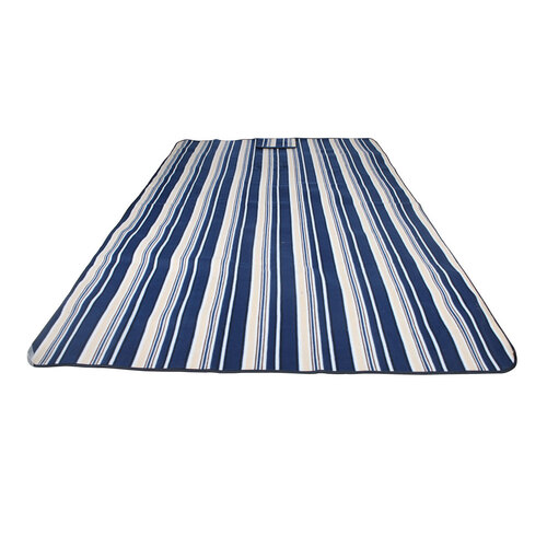 OZtrail Deluxe Picnic Rug 1.5 x 1.5 m