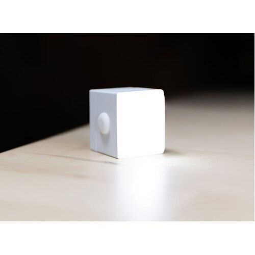 Atka Light Cube - White